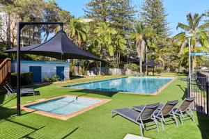 Bazén v ubytování NRMA Port Macquarie Breakwall Holiday Park nebo v jeho okolí