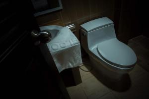 Vonios kambarys apgyvendinimo įstaigoje ข่วงช้างค้ำHotel