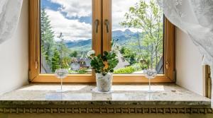 Widok na góry z tego apartamentu