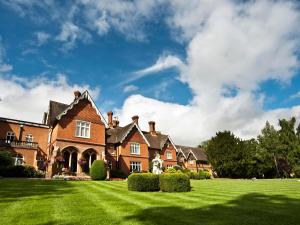 Zahrada ubytování Audleys Wood Hotel, Basingstoke