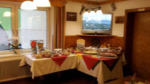 Zdjęcie z galerii obiektu Gasthaus Pension Marienhof w mieście Wald im Pinzgau