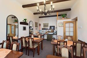 Kuchyň nebo kuchyňský kout v ubytování Penzion Hotel Morrison