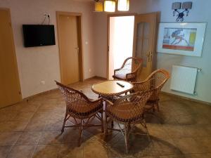 Telewizja i/lub zestaw kina domowego w obiekcie Villa Nina
