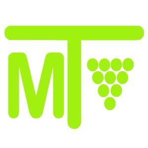 a green logo of the letter m with dots at "Märkische Traube" idyllisches Gästehaus für Selbsversorger in Zesch
