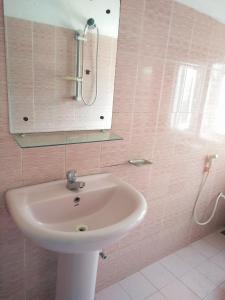 Gallery image of Villa Two Residence in Mount Lavinia