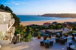 Foto da galeria de Biarritz Hotel em St Brelade