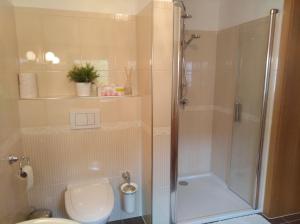 Koupelna v ubytování Gästezimmer Brühl + 6 fotografií