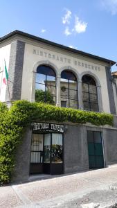 Fotografia z galérie ubytovania Trattoria Traversi v destinácii Berbenno di Valtellina
