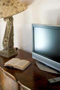 TV o dispositivi per l'intrattenimento presso Borgo Dei Conti Della Torre