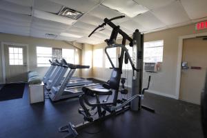 Das Fitnesscenter und/oder die Fitnesseinrichtungen in der Unterkunft Orlando RV Resort
