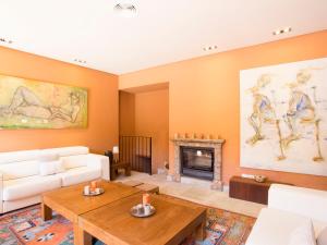 Część wypoczynkowa w obiekcie Ca' n Beia Suites - Adults Only