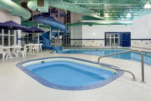 Ramada by Wyndham Weyburn