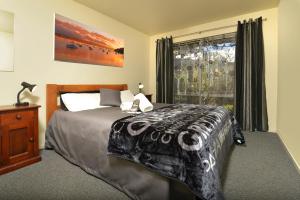 Gallery image of Tombstone Motel, Lodge & Backpackers in Picton