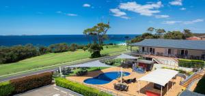 Gallery image of Amooran Oceanside Apartments and Motel in Narooma