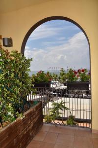 Balkón nebo terasa v ubytování Hotel Ristorante Miralago
