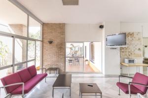 Gallery image of Albergue Inturjoven Marbella in Marbella