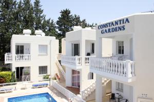 Imagen de la galería de Constantia Gardens Apartments, en Pafos