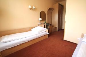 Foto dalla galleria di Iskra a Radom