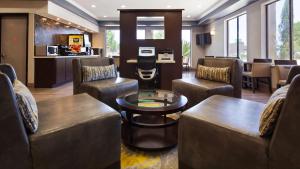 Gallery image of Best Western Plus North Houston Inn & Suites in Houston