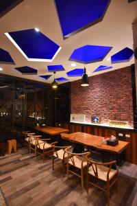 Restaurace v ubytování 羅東以馬內利電梯民宿 近羅東及清溝夜市
