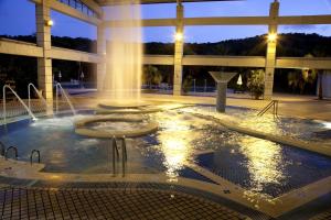 Bazén v ubytování Kentington Resort nebo v jeho okolí