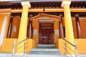 Hotel Anandhiram Heritage的门面或入口