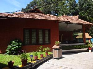 Zahrada ubytování Deshadan Cliff & Beach Resort,Varkala