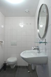 Koupelna v ubytování B&B Posthoorn