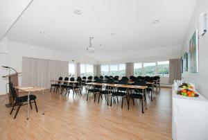 The business area and/or conference room at Farsund Fjordhotel