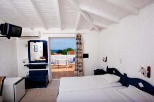 Gallery image of Golden Beach Potidea in Nea Potidaea