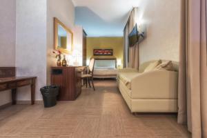 Posezení v ubytování Hotel Flora