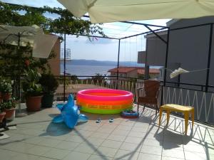 Balkón nebo terasa v ubytování Apartments Ćorluka