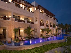 Bassein majutusasutuses Secrets Cap Cana Resort & Spa - Adults Only - All Inclusive või selle lähedal