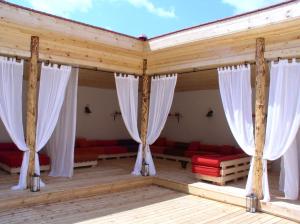 Postel nebo postele na pokoji v ubytování Hotel Par Avion + 37 fotografií