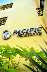 Un certificat, premiu, logo sau alt document afișat la Pacific Pensionne