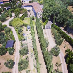 Vue panoramique sur l'établissement Podere La Rondine