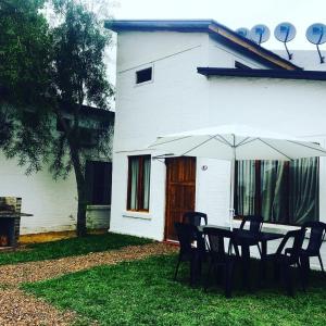 Κήπος έξω από το Cabañas Las Victorias