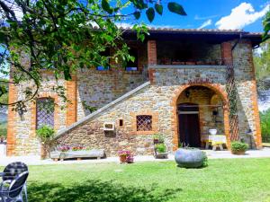Gallery image of Private pool Villa Wine&cooking -Trasimeno Lake in Panicale