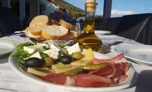 Cibo presso il bed & breakfast o nelle vicinanze