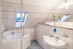 Vannituba majutusasutuses Hotel Fürst Jaromar