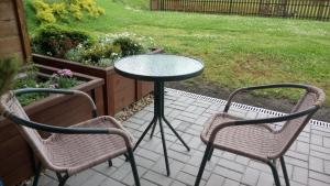 Vonkajšia záhrada v ubytovaní Apartament Krokus SPA