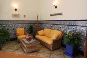 Posedenie v ubytovaní Hotel Restaurante Casa Julia