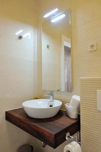 A bathroom at Villa Divani