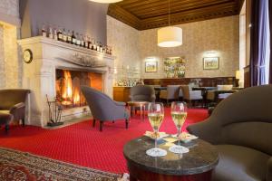 Posezení v ubytování Hôtel & Restaurant Le Relais d'Aumale