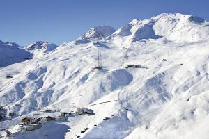 A Casa Juwel Apartment during the winter