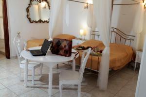 Posezení v ubytování ZO. NE. Baroque B&B