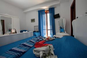 TV a/nebo společenská místnost v ubytování ZO. NE. Baroque B&B