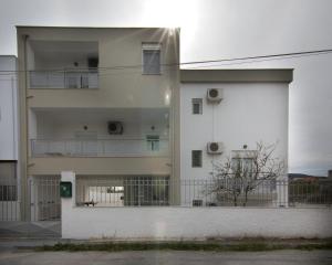 Budova, v ktorej sa apartmán nachádza