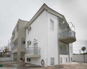Budova, v ktorej sa apartmán nachádza