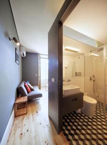 Ένα μπάνιο στο Aparthotel Oporto Batalha
